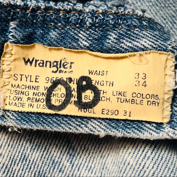 Vintage Wrangler 96501 Distressed Jeans - Picture 10 of 10